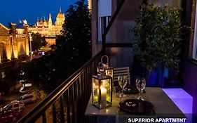 Bpr Agathe Elegant Suite With Parliament View