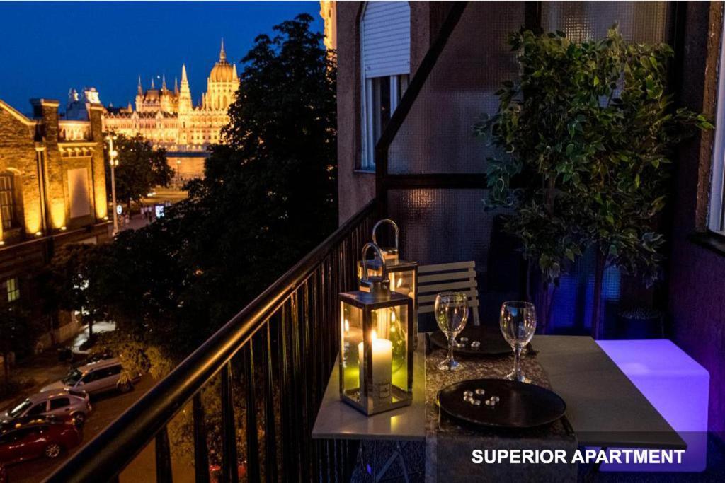 Bpr Agathe Elegant Suite With Parliament View Budapest Exterior photo